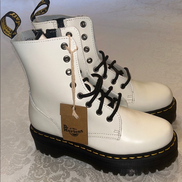 Dr. Martens JADON BOOT SMOOTH LEATHER PLATFORMS - Picture 2 of 7